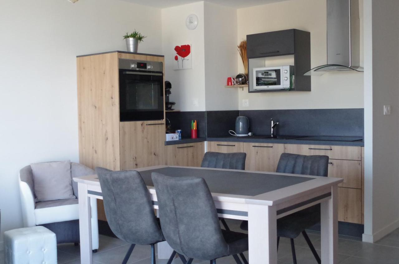 T 3 Vue 3 *** Apartment *